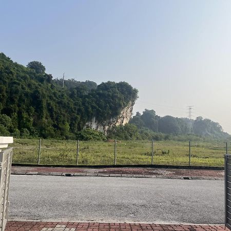 Low Season Promotion! 4B11B Mountainview 16 Pax Ipoh Exterior photo