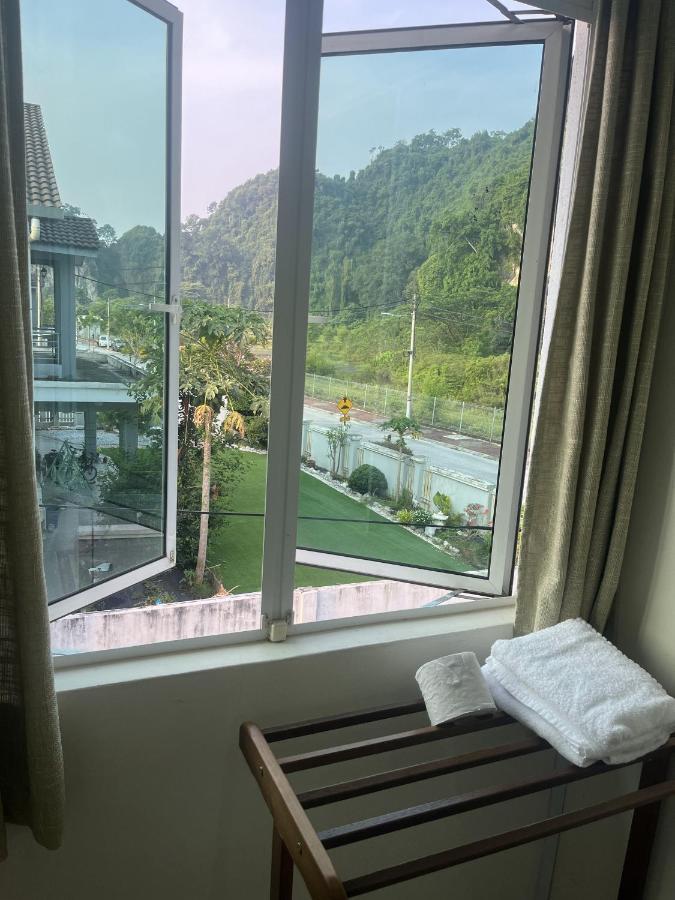 Low Season Promotion! 4B11B Mountainview 16 Pax Ipoh Exterior photo